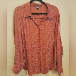 MADISON - DUSTY ORANGE LEOPARD JACQUARD BUTTON FRONT BLOUSE